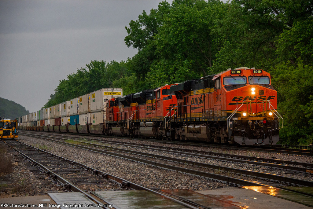 BNSF 6019